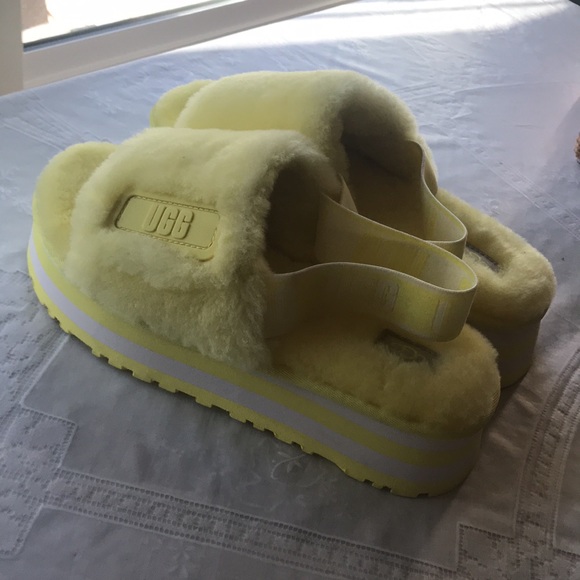 😀UGG YELLOW FLUFFIES😀 - Picture 8 of 11